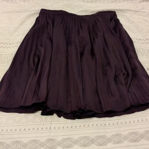 Pleated satin like skirt